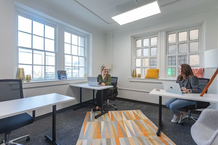 More Photos Of 37 N Orange Ave, Orlando Coworking Space