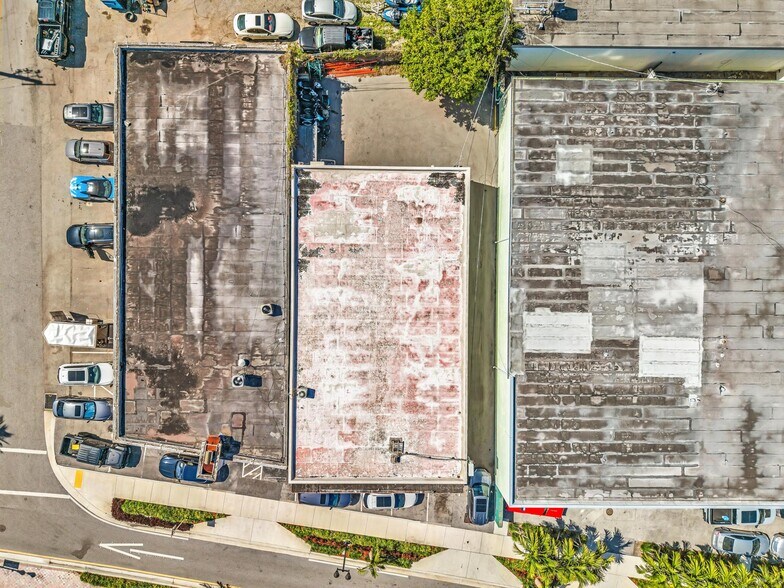 More Photos Of 303 NW 1st Ave, Boca Raton Warehouse For Sale