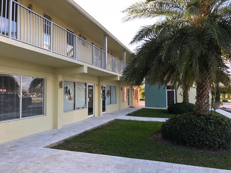 More Photos Of 10935-10995 SE Federal Hwy, Hobe Sound Loft Creative Space For Lease