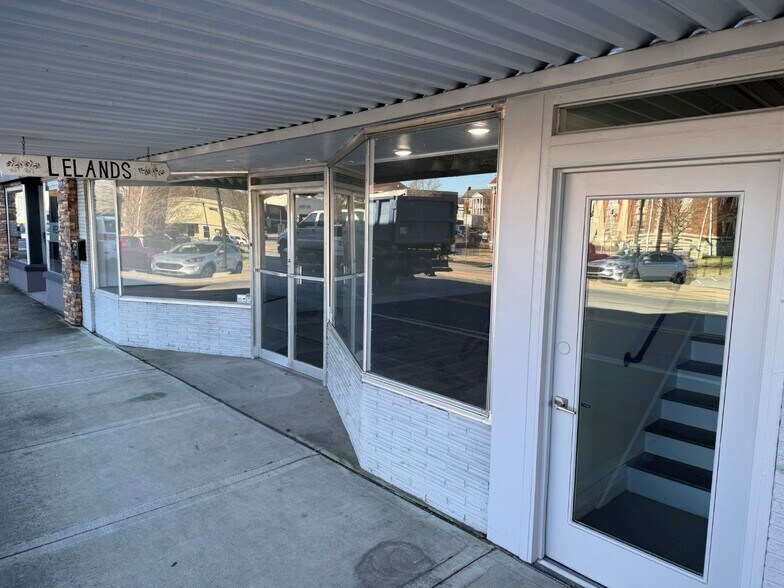 More Photos Of 221 W Main St, Woodbury General Retail For Sale
