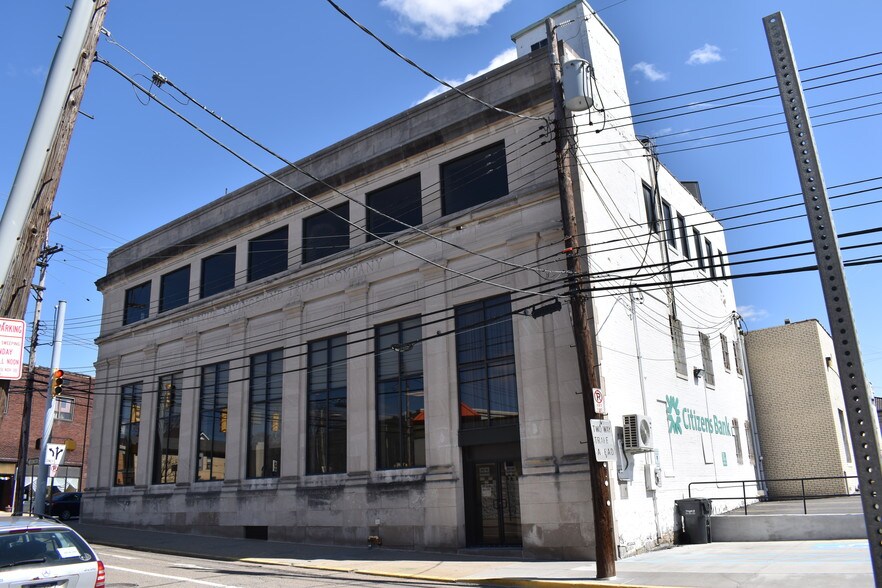 More Photos Of 495 Lincoln Ave, Pittsburgh Bank For Lease