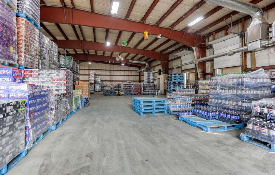 More Photos Of 1795 Homegoods Rd, Genelle Warehouse For Sale