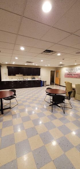 More Photos Of 95 James Way, Southampton Light Distribution For Sale