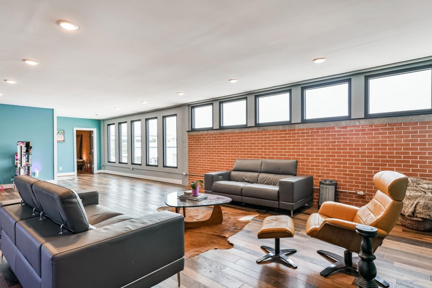 More Photos Of 2415 Church St, Galveston Flex For Sale