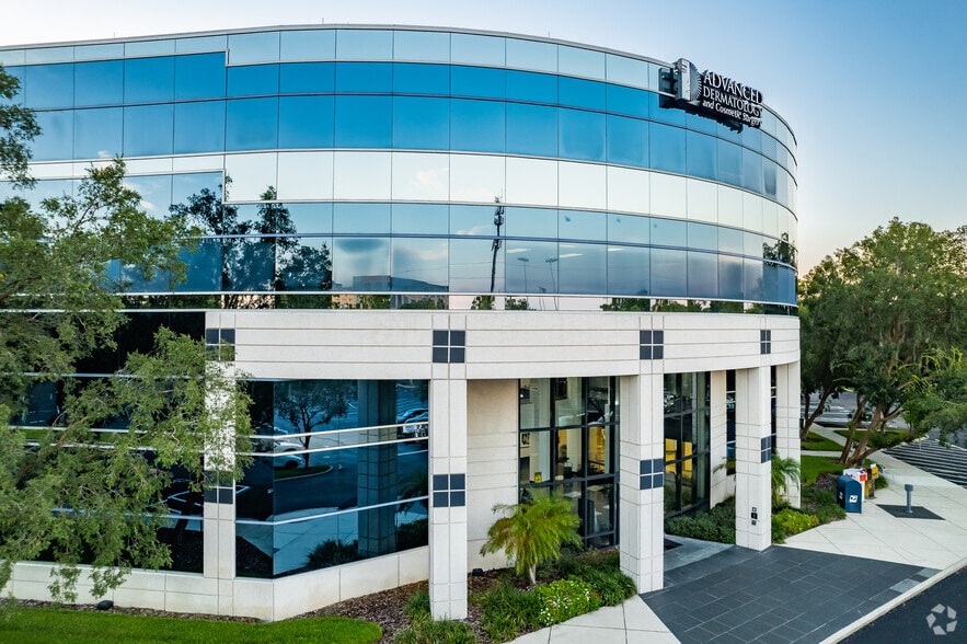 More Photos Of 151 Southhall Ln, Maitland Office For Lease