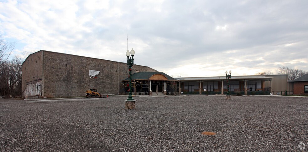 More Photos Of 638 Lake St, Wilson Freestanding For Sale