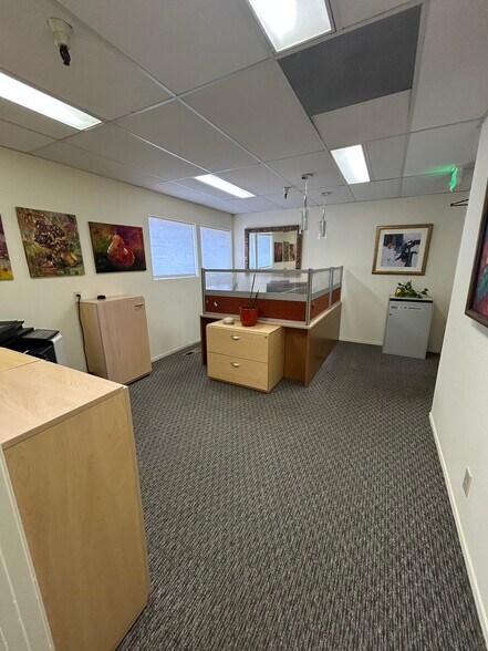More Photos Of 335 Spreckels Dr, Aptos Office For Lease