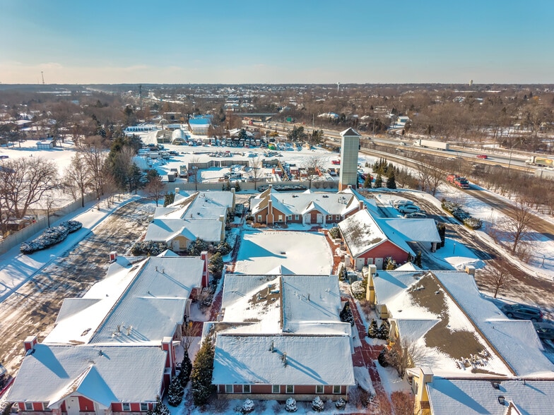 More Photos Of 16W621 S Frontage Rd, Willowbrook Hotel For Sale