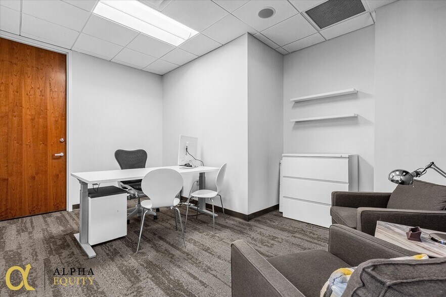 More Photos Of 189 S Orange Ave, Orlando Office Residential For Sale