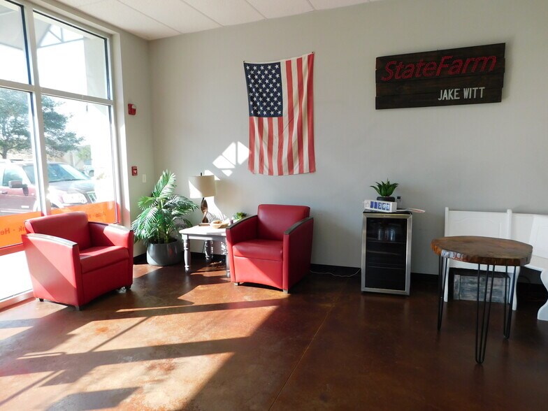 More Photos Of 9360 90th Ave, Sebastian General Retail For Lease