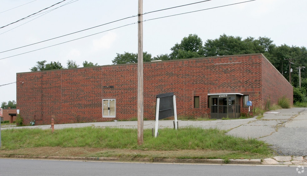 More Photos Of 2407 Schirra Pl, High Point Warehouse For Lease