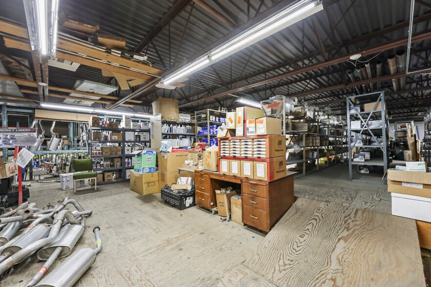 More Photos Of 1260 East St, Pittsfield Freestanding For Sale