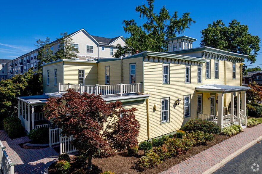 More Photos Of 26 S Maple Ave, Marlton Office For Lease