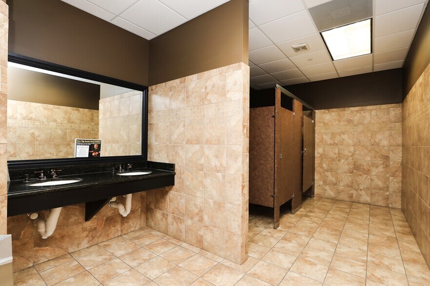 More Photos Of 2200 N FM 3083 Rd W, Conroe Office For Lease