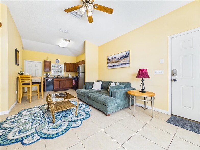 More Photos Of 100 Pilothouse Ct, Palatka Multifamily For Sale