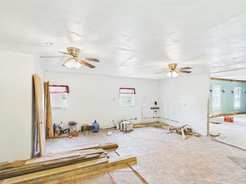 More Photos Of 2071 Mattie Rd, Louisa Religious Facility For Sale