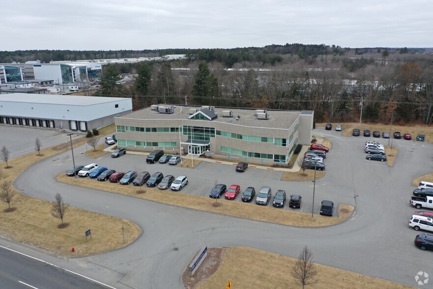 More Photos Of 540 Myles Standish Blvd, Taunton Office For Lease