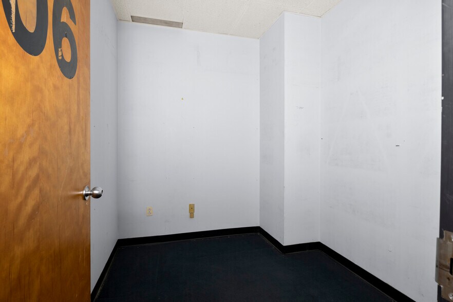 More Photos Of 273 Asylum St, Hartford Office For Sale