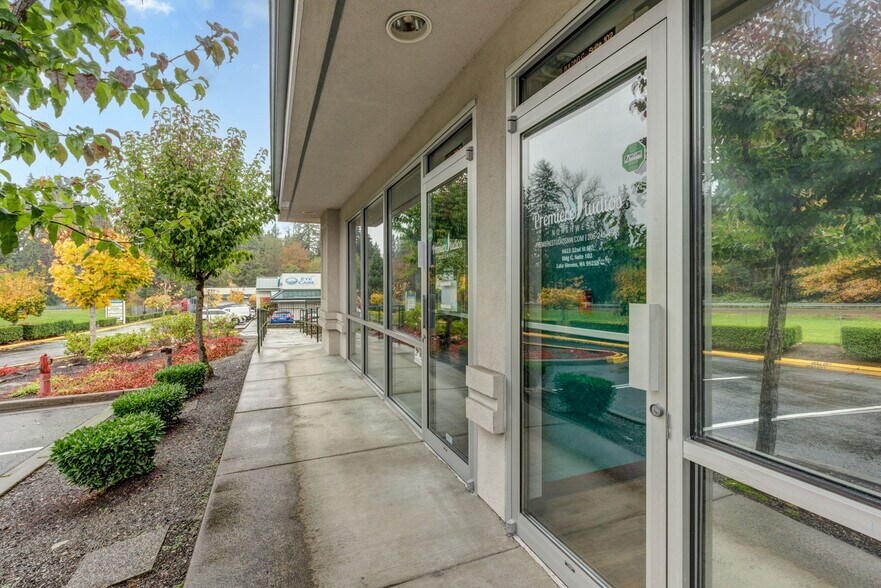 More Photos Of 9623 32nd St SE, Lake Stevens Storefront For Lease