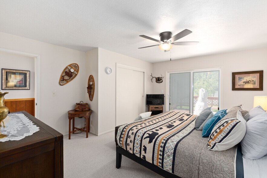 More Photos Of 1357 S Muddy String Rd, Thayne Manufactured Housing Mobile Home Park For Sale
