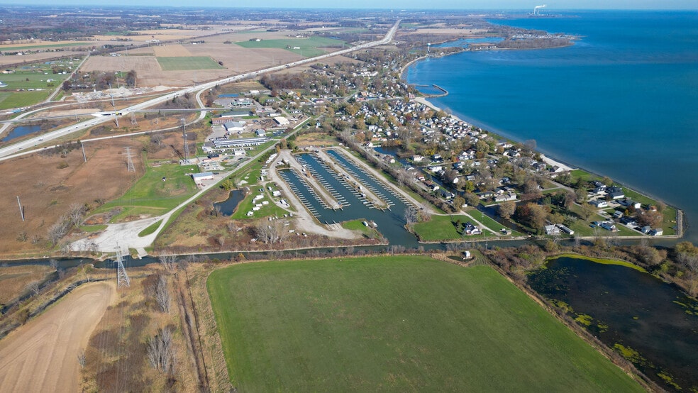 More Photos Of 10420 Harold Dr, Luna Pier Marina For Sale