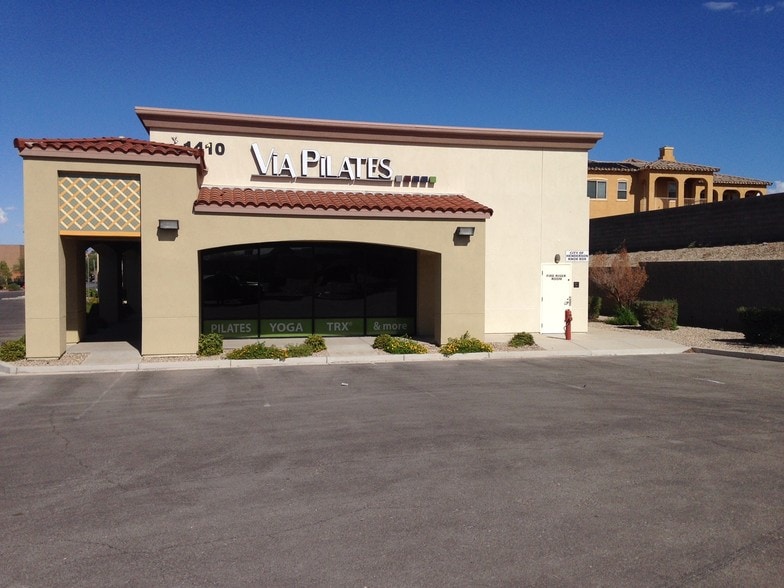 More Photos Of 1410 E Lake Mead Pky, Henderson Storefront For Lease
