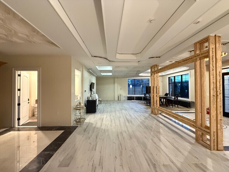 More Photos Of 342 Post Ave, Westbury Office For Lease