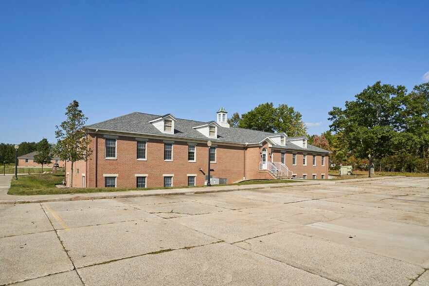 More Photos Of 1920 Georgetown Rd, Hudson Medical For Sale