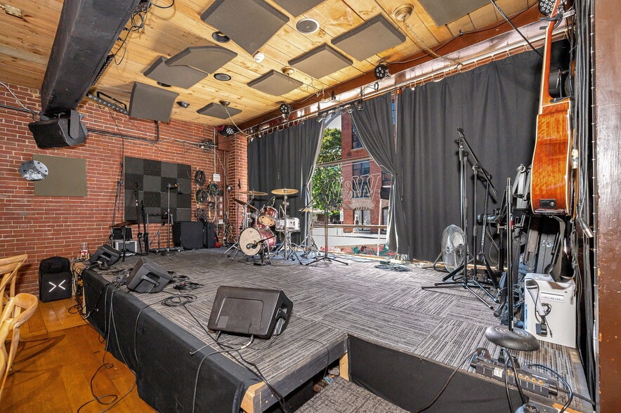 More Photos Of 197 Market St, Lowell Restaurant For Sale