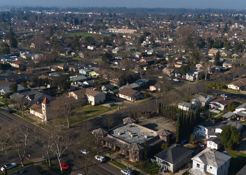 More Photos Of 849-885 W 18th St, Merced Office For Sale