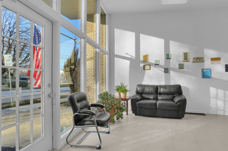 More Photos Of 3510 Derry St, Harrisburg Office For Sale