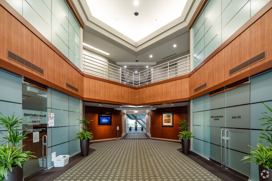 More Photos Of 16305 Swingley Ridge Rd, Chesterfield Office For Lease