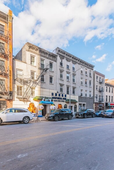 More Photos Of 35 Madison St, New York Apartments For Sale