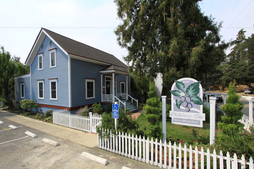 Primary Photo Of 2476 Main St, Cambria Hospitality For Sale