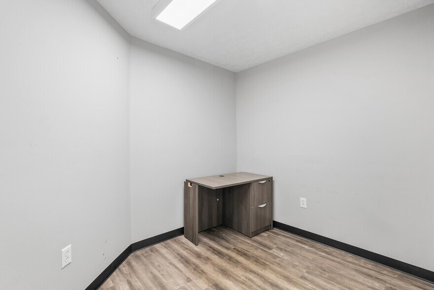 More Photos Of 6200 Fort Ave, Lynchburg Medical For Sale