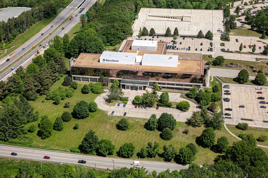 More Photos Of 2211 Congress St, Portland Office For Lease