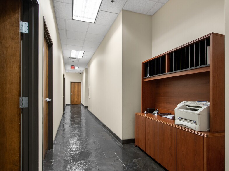 More Photos Of 3201 S Hardy Dr, Tempe Warehouse For Sale