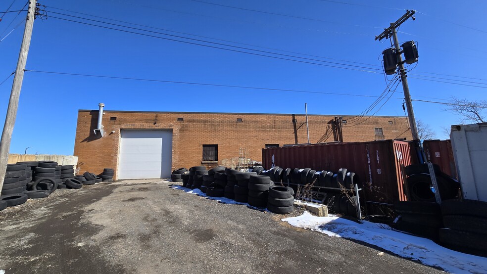 More Photos Of 1870 Fillmore Ave, Buffalo Flex For Sale