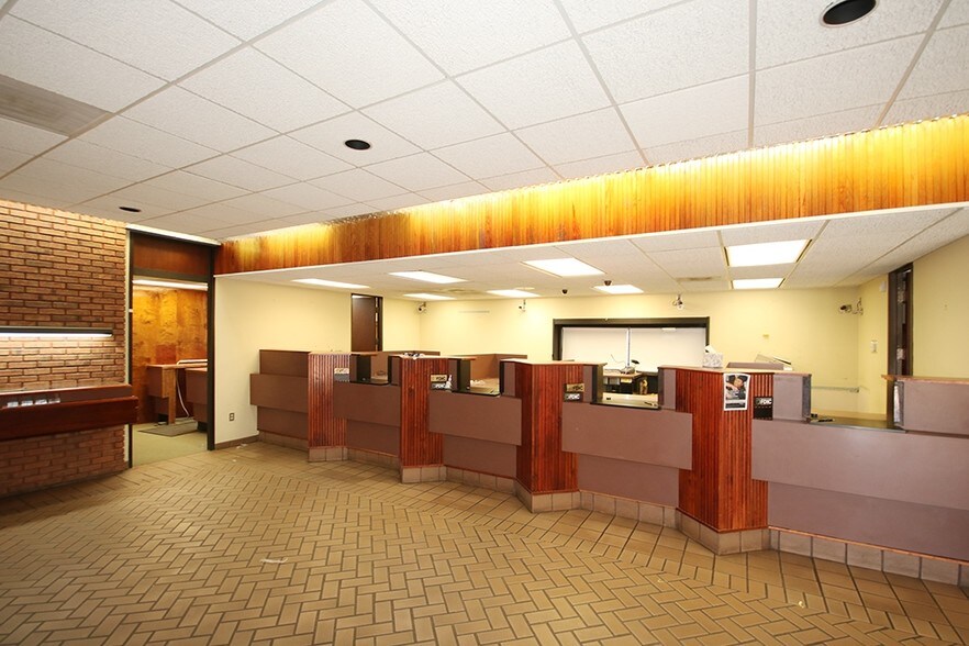 More Photos Of 1444 Watson Blvd, Warner Robins Office For Lease