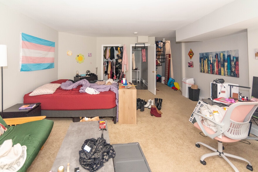 More Photos Of 50 W Biddle St, Baltimore Apartments For Sale