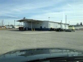 Primary Photo Of 850 Aero Dr, Buffalo Truck Terminal For Sale