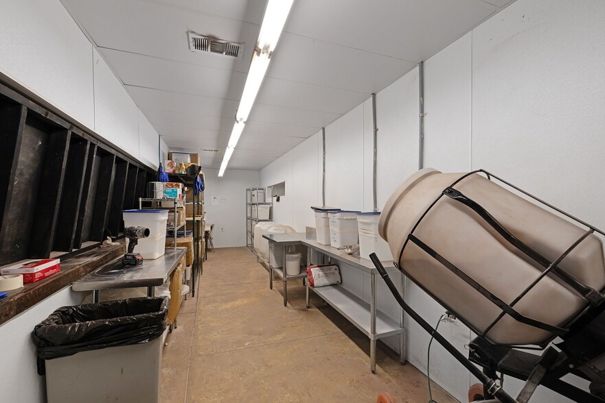 More Photos Of 14395 E Hwy 90A, Gonzales Restaurant For Sale