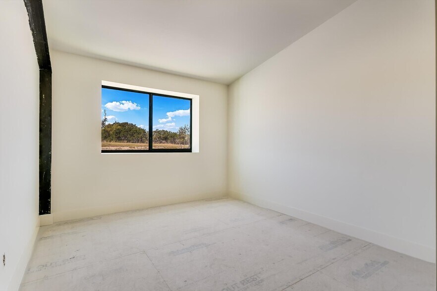 More Photos Of 451 Farrell Rd, Dripping Springs Unknown For Lease