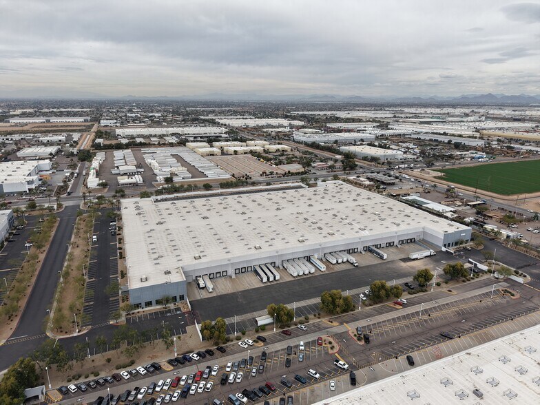 More Photos Of 6825 W Buckeye Rd, Phoenix Distribution For Lease