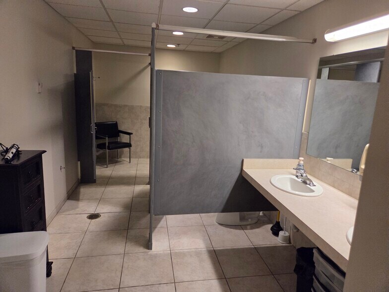 More Photos Of 4378 Craighead Rd, Allison Park Office For Lease