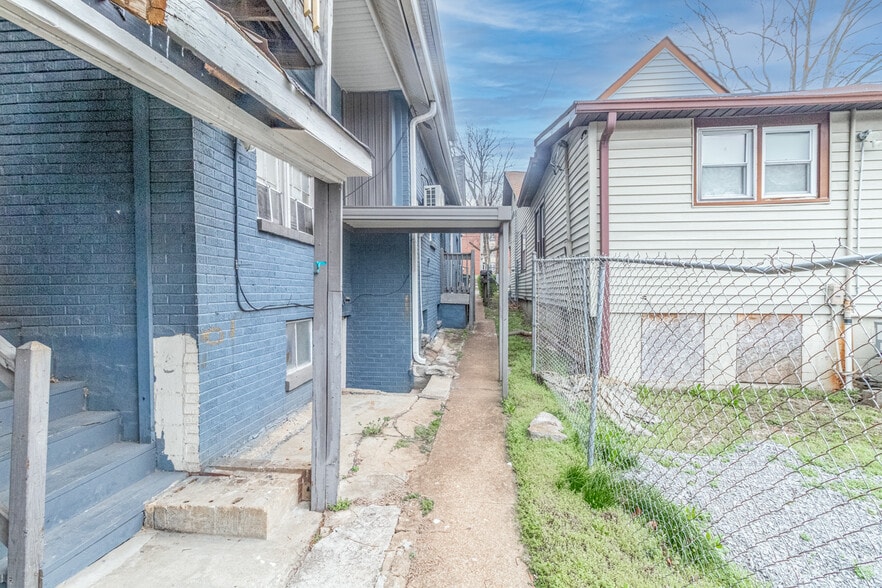 More Photos Of 1806 Meharry Blvd, Nashville Apartments For Sale