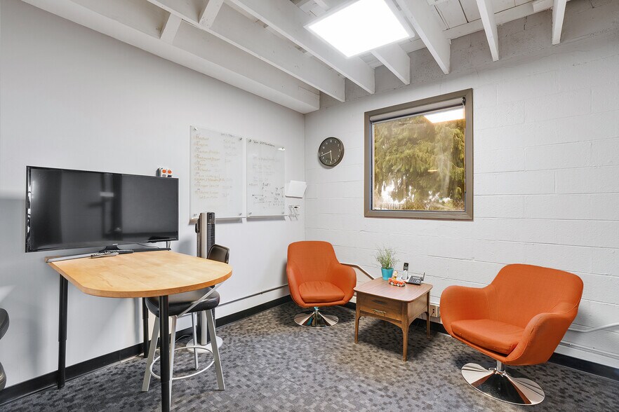 More Photos Of 2125 N Flint Ave, Portland Loft Creative Space For Lease