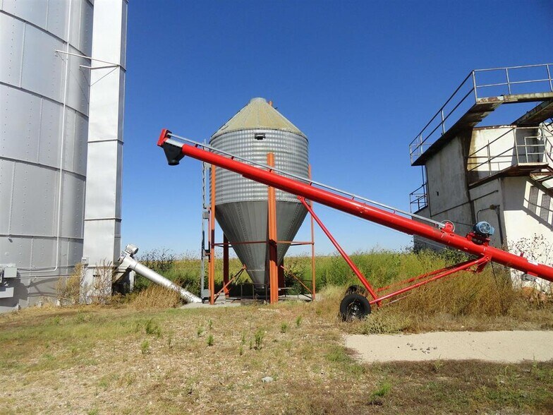 More Photos Of 6100 39th Street, Kearney Specialty For Sale