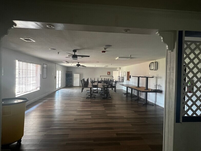 More Photos Of 2200 N Coltrane Rd, Oklahoma City Skilled Nursing Facility For Sale