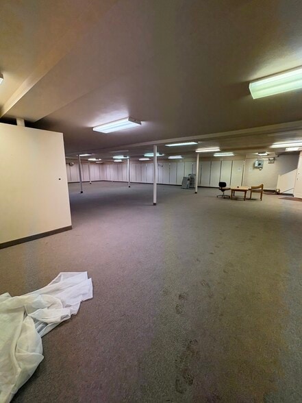 More Photos Of 363 Aultman St, Ely General Retail For Sale